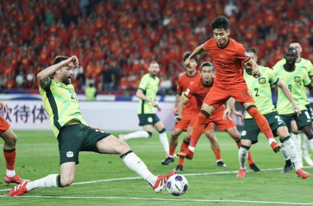 yl23455永利注册登录-【世预赛】王大雷黄油手塞鸟首秀 国足0比2澳大利亚