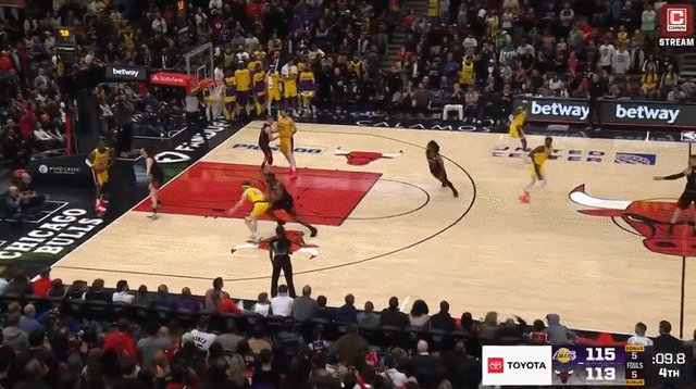 yl23455永利注册登录-连犯大错葬送比赛！湖人名宿炮轰詹姆斯：你在搞啥？