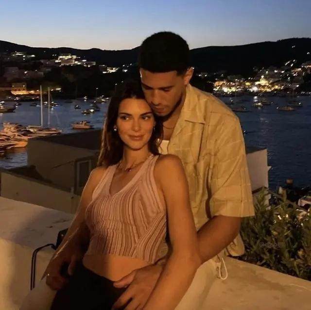 效率低的原因找到了?曝布克和詹娜即将死灰复燃