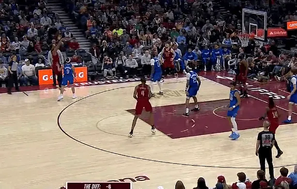 yl23455永利注册登录-米切尔不讲理干拔三分投进，生涯总得分突破15000分