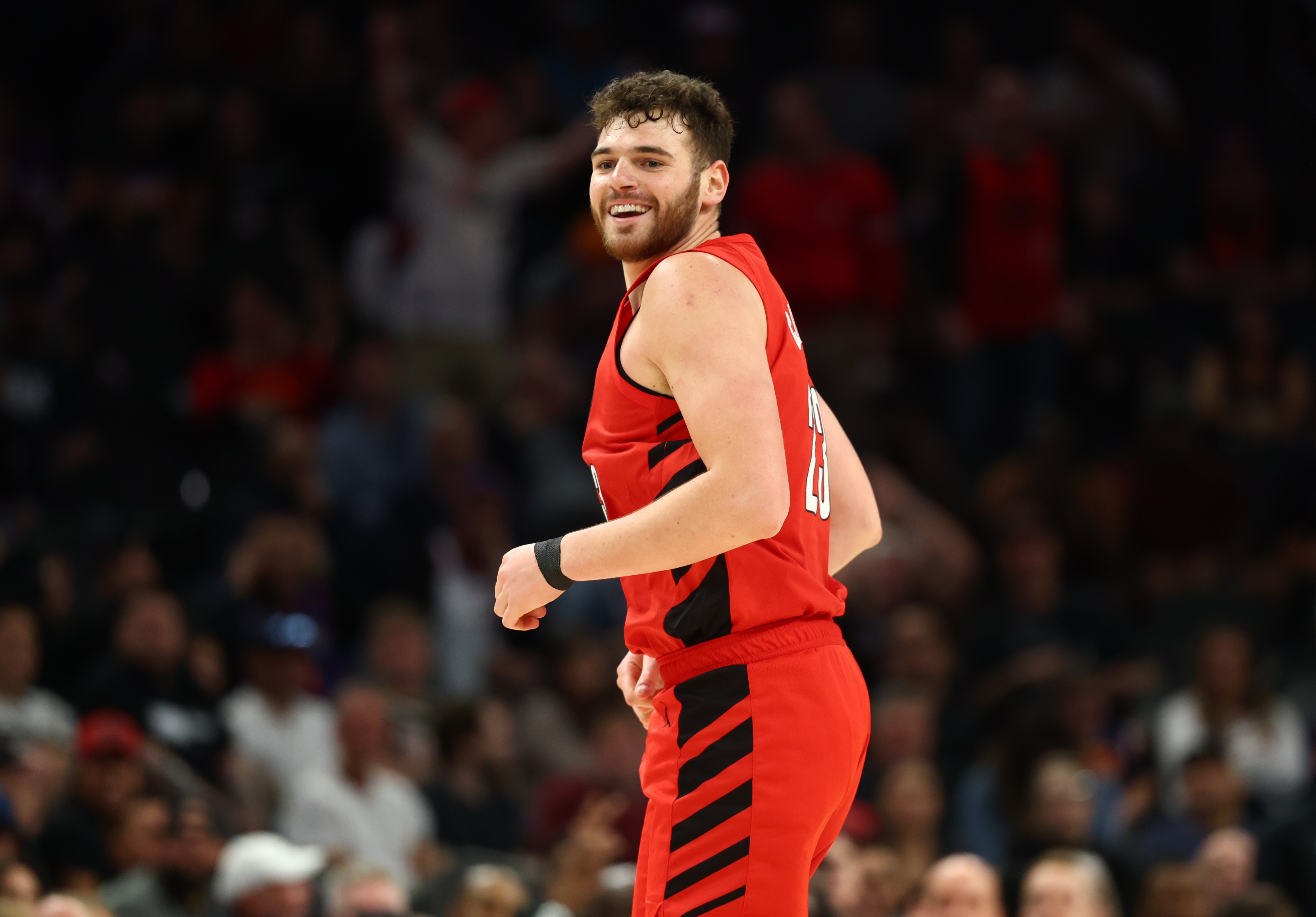 yl23455永利平台-都挺能抢！克林根11分15板5助3帽&amp;庄神6分17板4助2断